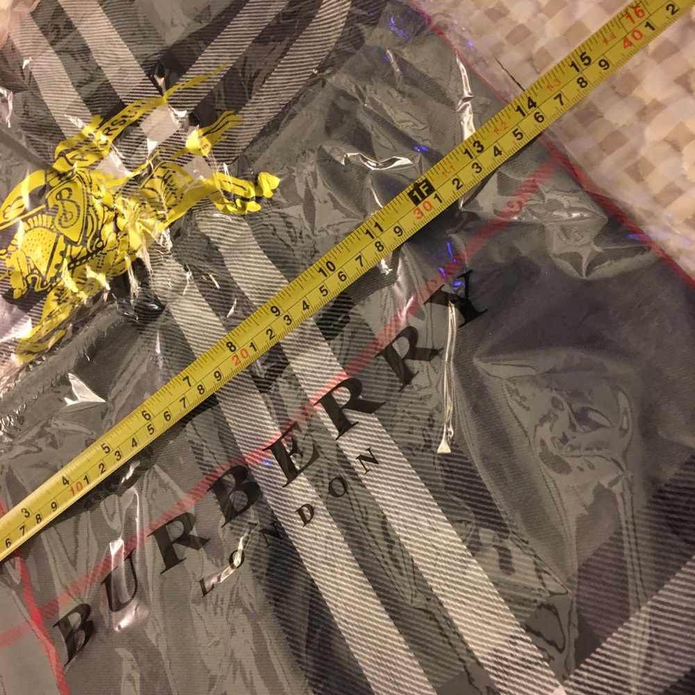 New Burberry scarf